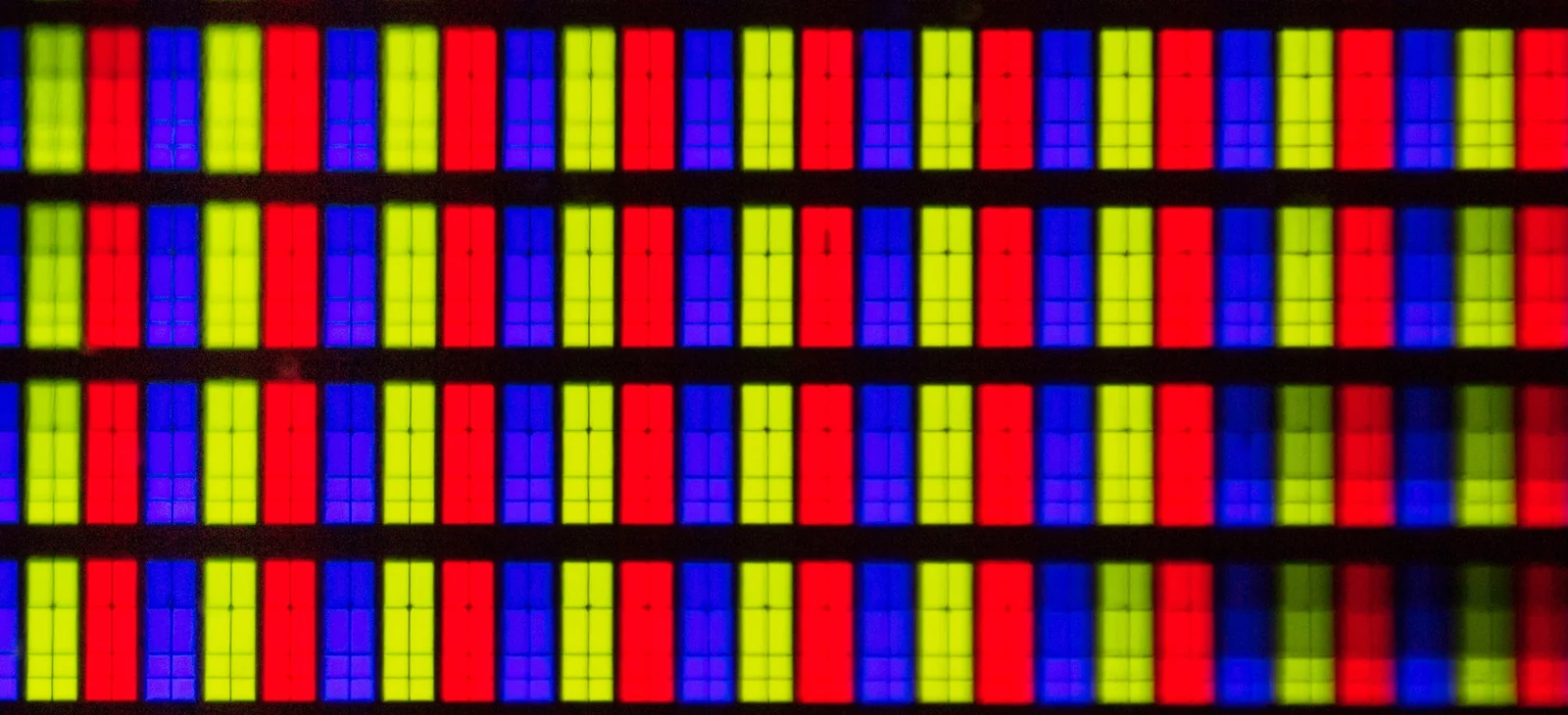 Liquid Crystal Display (LCD)