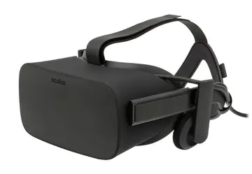 Oculus Rift CV1 (2016)