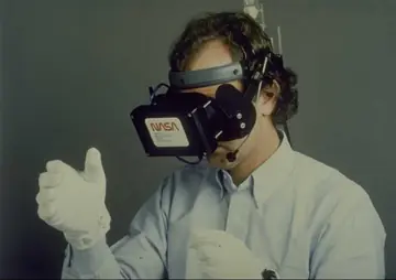 NASA VIEW (Virtual Interface Environment Workstation, 1985)